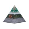 Orgoniet piramide fuchsiet met maria magdelena lemurian kristalpunt gewikkeld in koper met kleur groen, witMSOP-SOPFU1569 Zijaanzicht