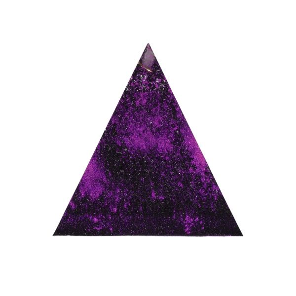 Orgonite piramide shungiet, amethist met maria magdelena lemurian kristalpunt gewikkeld in koper met kleur zwart, paars, roze MSOP-GGPSA15177 achteraanzicht