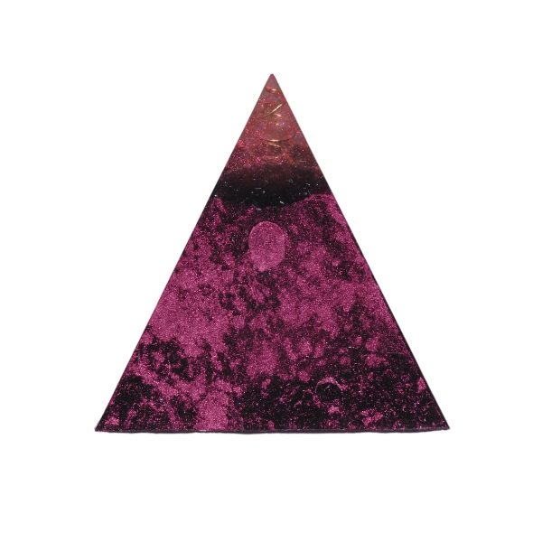 Orgonite piramide shungiet, rode jaspis, carneool met maria magdelena lemurian kristalpunt gewikkeld in koper met kleur zwart, roze GGPSRC15145 Achteraanzicht